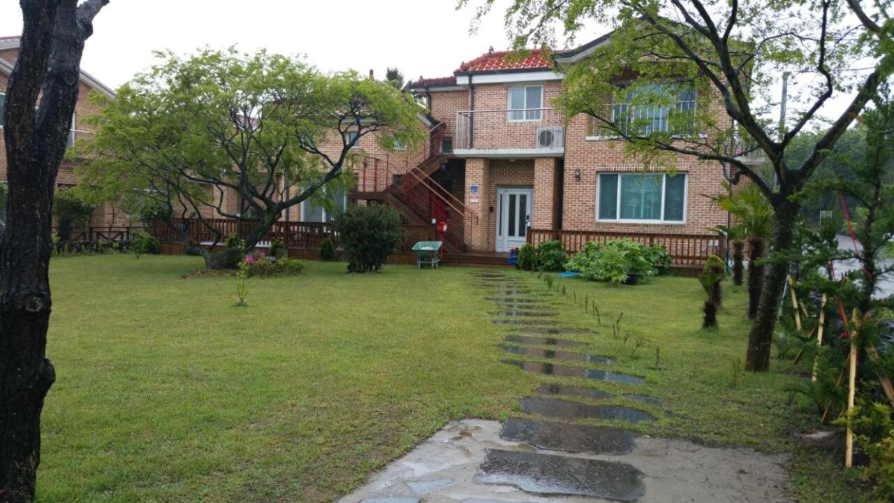 Jeju Olleh House Villa Bagian luar foto